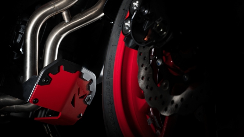 Yamaha MT-07 Moto Cage: s duší kaskadéra - 13 - 2 2015 Yamaha MT 07 Moto Cage14