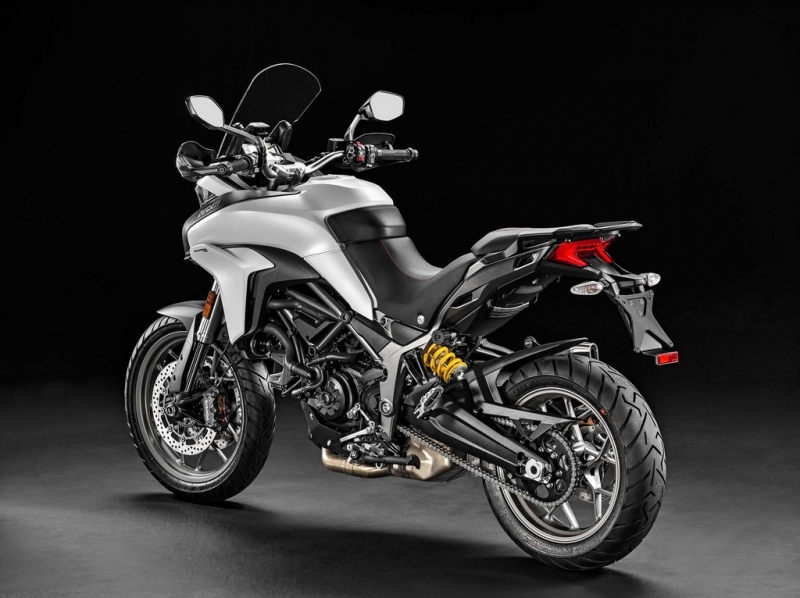 Ducati Multistrada 950 2017: holka pro všechny - 18 - 1 2017 Ducati 950 Multistrada23
