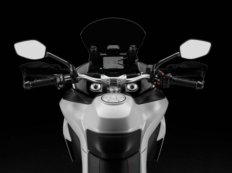 Ducati Multistrada 950 2017: holka pro všechny - 26 - 1 2017 Ducati 950 Multistrada9