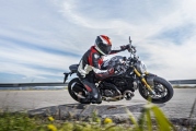 1 2017 Ducati Monster 1200 S5