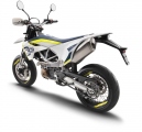 1 2017 Husqvarna 701 Supermoto06