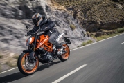 1 2017 KTM 390 Duke5