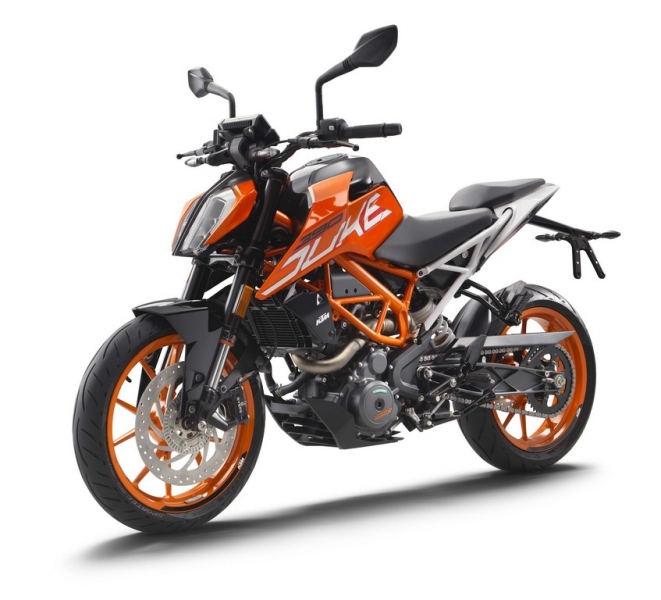 Top5 motocyklů pro začátečníky - 7 - 1 2017 KTM 390 Duke9