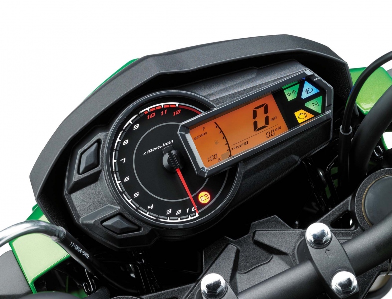 Kawasaki Z125 Pro 2016: klame svým tělem - 21 - 1 2017 Kawasaki Z125 Pro09