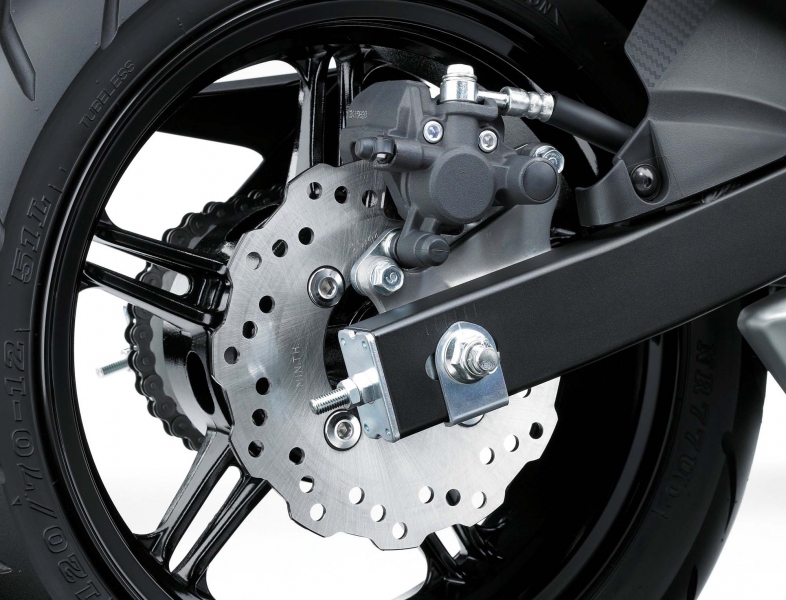 Kawasaki Z125 Pro 2016: klame svým tělem - 22 - 1 2017 Kawasaki Z125 Pro10