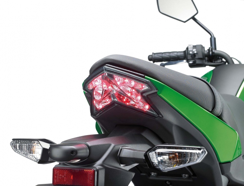 Kawasaki Z125 Pro 2016: klame svým tělem - 25 - 1 2017 Kawasaki Z125 Pro16