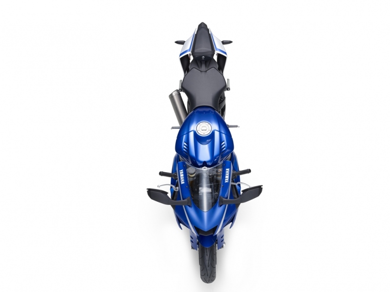 Yamaha YZF-R6 2017: malá kopie supersportu R1 - 17 - 2 2017 YZF R6 Yamaha14