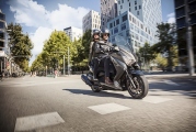 1 2017 Yamaha TMAX18