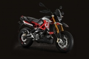 1 2018 Dorsoduro 900 Aprilia1
