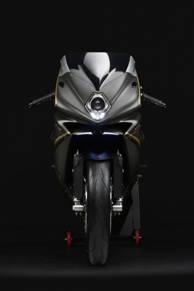 MV Agusta F4 Claudio: pocta Castiglionimu - 5 - 1 2018 MV Agusta F4 Claudio (9)