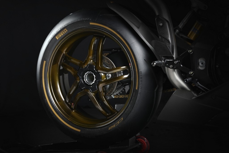 MV Agusta F4 Claudio: pocta Castiglionimu - 9 - 1 2018 MV Agusta F4 Claudio (32)