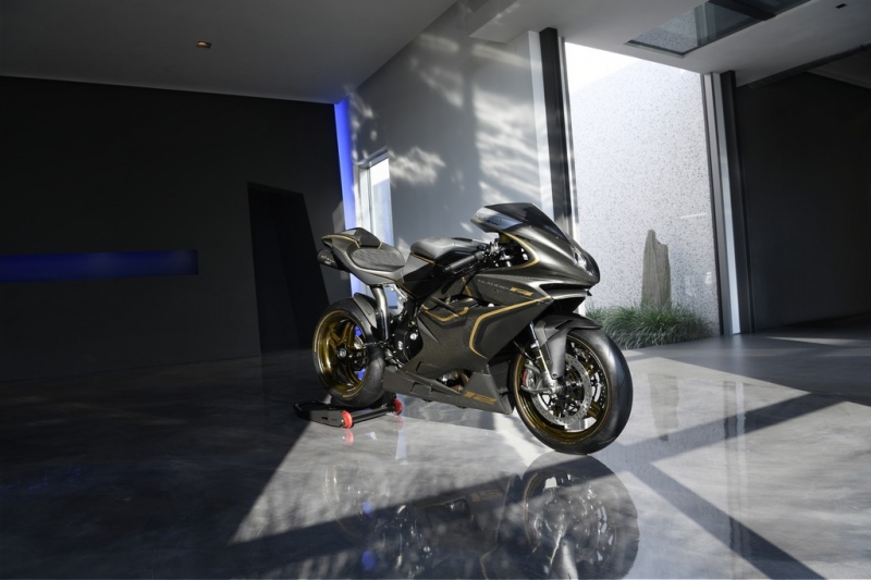 MV Agusta F4 Claudio: pocta Castiglionimu - 14 - 1 2018 MV Agusta F4 Claudio (38)