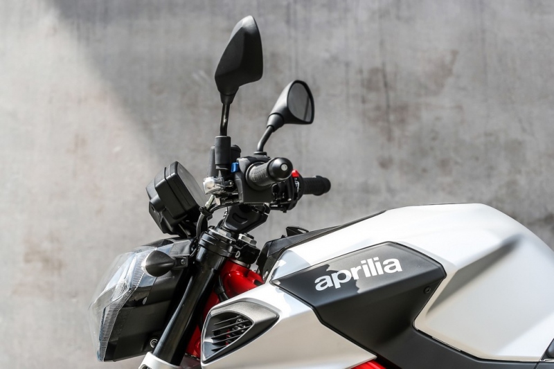 Aprilia Shiver 900 2018: s pokročilou kontrolou trakce - 35 - 1 2018 Shiver 900 Aprilia16