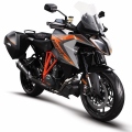 1 2019 KTM 1290 Super Duke GT (4)