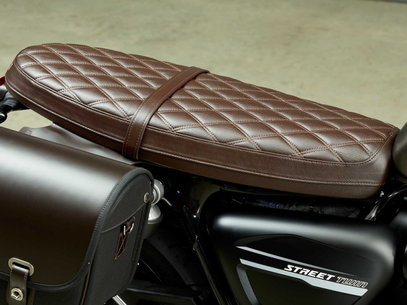 Triumph Street Twin 2019: s výkonnějším motorem - 16 - 1 2019 Triumph Street Twin (22)