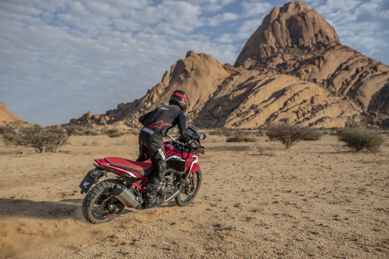 Honda CRF1100L Africa Twin a Adventure Sports 2020: se silnějším motorem - 30 - 1 2020 Honda Africa Twin (13)