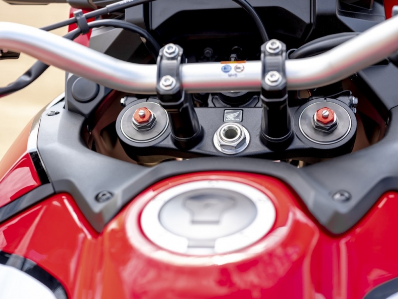 Honda CRF1100L Africa Twin a Adventure Sports 2020: se silnějším motorem - 38 - 1 2020 Honda Africa Twin (3)