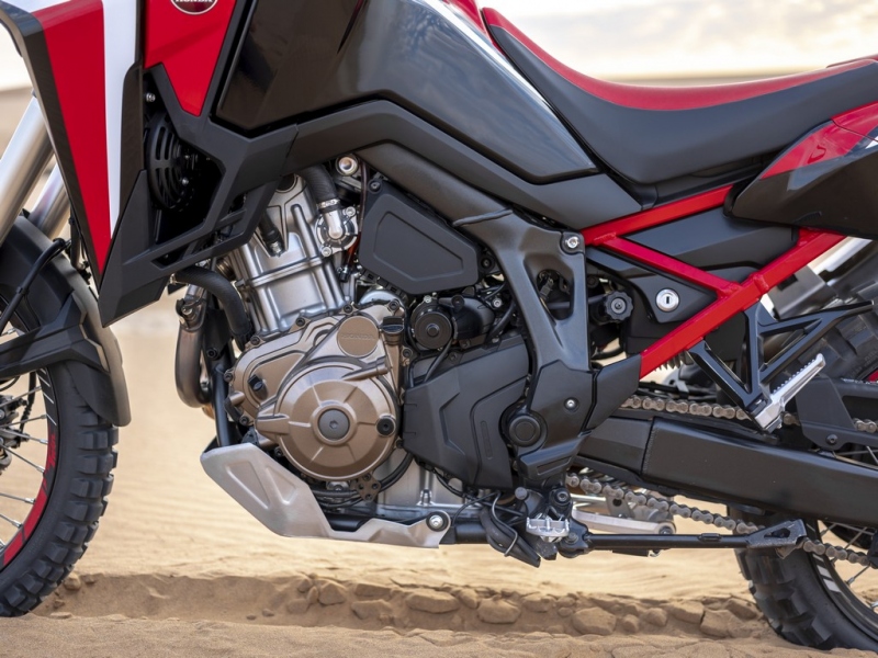 Honda CRF1100L Africa Twin a Adventure Sports 2020: se silnějším motorem - 8 - 2 2020 Honda Africa Twin Adventure Sports (19)