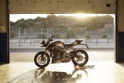 1 2020 Triumph Street Triple 765 RS (23)