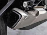 1 2020 Triumph Street Triple R (17)