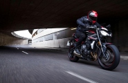 1 2020 Triumph Street Triple R (2)