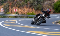 1 2020 Triumph Street Triple R (8)