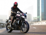 1 2020 Triumph Street Triple R (9)