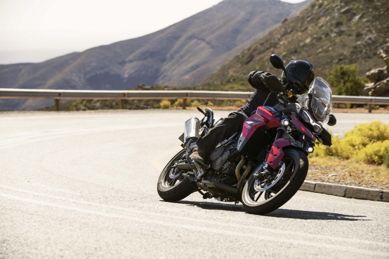 Triumph Tiger 900: novinka v pěti verzích - 4 - 1 2020 Triumph Tiger GT Pro (4)
