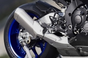 1 2020 Yamaha R1M (22)