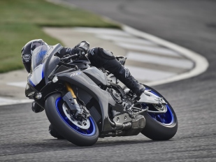 Yamaha YZF R1M 2020: exkluzivní závodní stroj