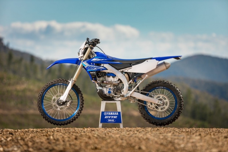 Yamaha WR250F 2020: rychlejší a lehčí - 3 - 1 2020 Yamaha WR250F (18)