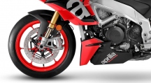 1 2021 Aprilia Tuono V4 Factory (3)