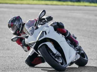 Ducati SuperSport 950 a 950 S 2021: nová LED světla