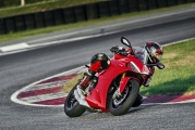 1 2021 Ducati Supersport 950 S (30)
