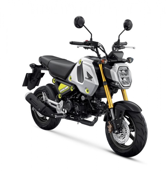 Honda MSX125 Grom: minibike s novým motorem - 4 - 1 2021 Honda MSX125 Grom (6)