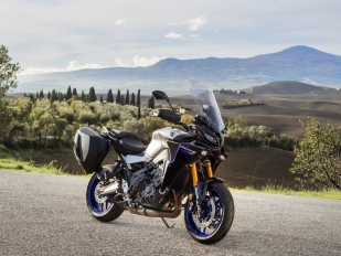 Yamaha Tracer MT-09 a Tracer MT-09 GT: lehčí a silnější