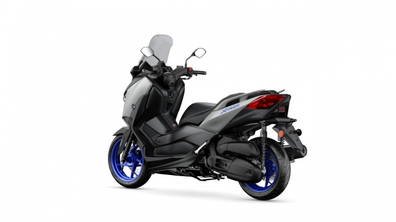 Yamaha Xmax 125 a Xmax 300: maximální výkon - 26 - 1 2021 Yamaha Xmax 125 Tech Max (1)