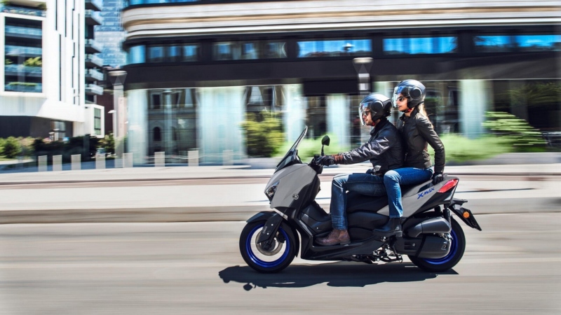 Yamaha Xmax 125 a Xmax 300: maximální výkon - 22 - 1 2021 Yamaha Xmax 125 (7)