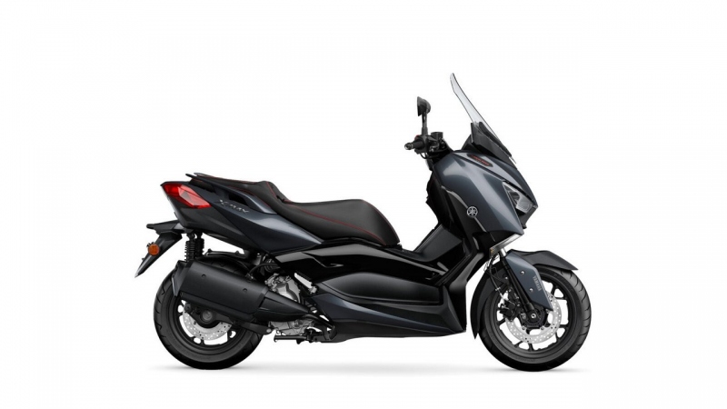 Yamaha Xmax 125 a Xmax 300: maximální výkon - 16 - 1 2021 Yamaha Xmax 125 (1)
