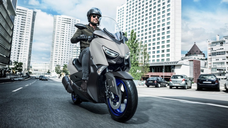 Yamaha Xmax 125 a Xmax 300: maximální výkon - 1 - 1 2021 Yamaha Xmax 300 (3)