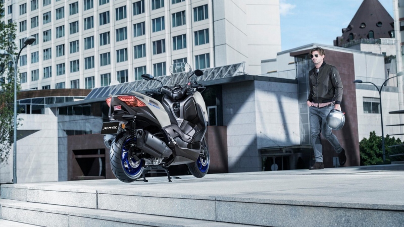 Yamaha Xmax 125 a Xmax 300: maximální výkon - 4 - 1 2021 Yamaha Xmax 300 (6)