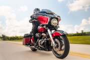 1 2021 harley Davidson CVO Street Glide (2)