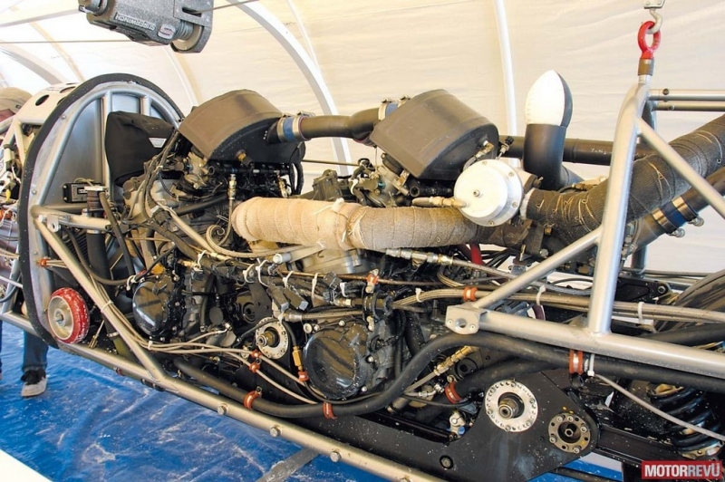 Nejrychlejší motocykl na světě Ack Attack má top speed 605 km/h! - 7 - 1 Ack Attack5