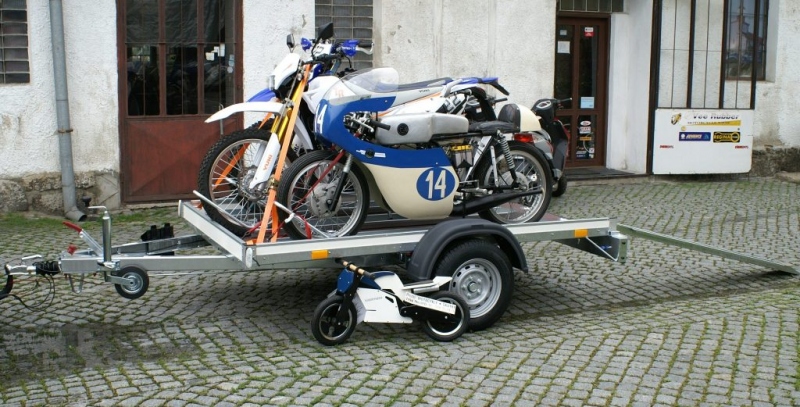 Motocyklové přepravníky Agados převezou až tři motocykly - 5 - Agados_Kangaro_2019 KANGARO