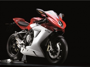 MV Agusta F3 675: sexy šestka