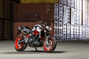 1 Aprilia 900 Shiver4