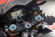 1 Aprilia RSV4 1100 Factory 2019 (6)