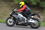 2 Aprilia RSV4 RR 2015 test30