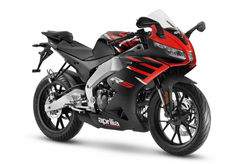 Aprilia RS 125 a Tuono 125 2021: s hliníkovým rámem  - 1 - 1 Aprilia RS 125 2021 (3)