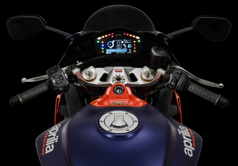 Aprilia RS 660: 100 koní na 169 kilogramů - 7 - 1 Aprilia RS 660 (26)